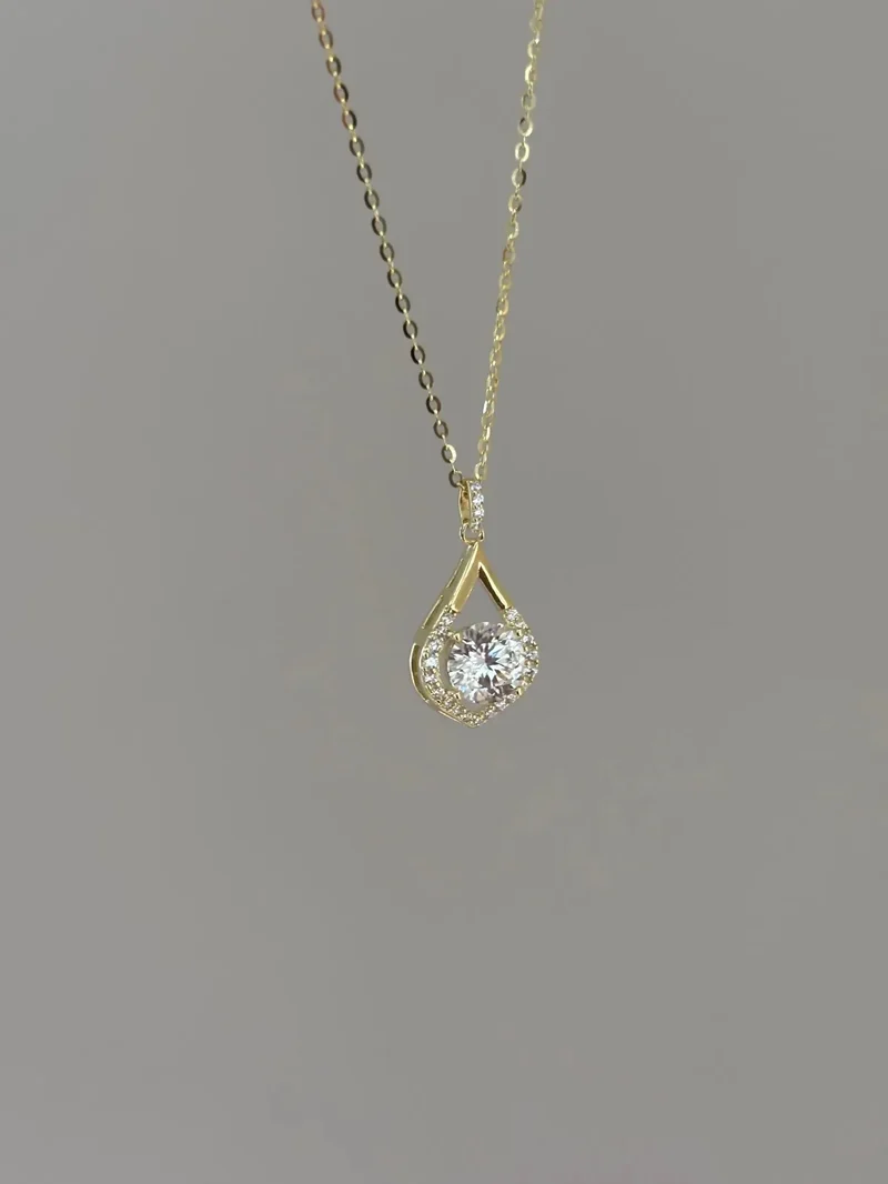 Teardrop Moissanite Halo Christian Party Necklace Silver Plated Sterling Silver Yellow Gold Spring Ring Closure Charms