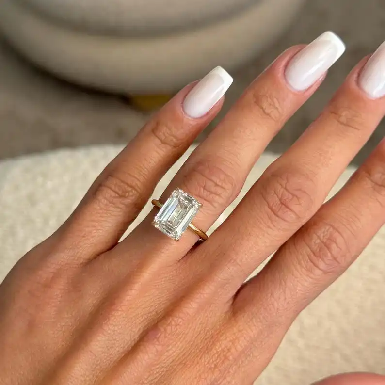Top Rated 14K Gold 7CT Emerald Cut Lab Grown Diamond Ring IGI Certified VS Clarity 3.5GM Wedding Party Jewelry Design