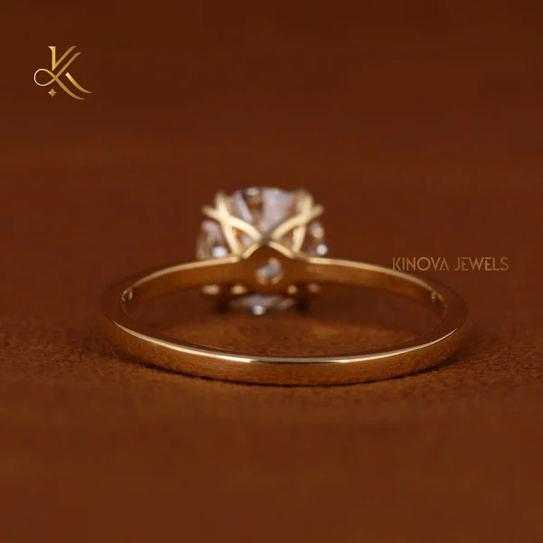 Luxurious Classic Lab Grown Diamond Wedding Band with 14K Gold Plating Silver 1.5-2.0 Carat IGI Certified for Couples