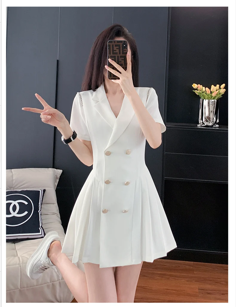 French Hepburn Style Small Black Dress High Sense High Cold Royal Sister Fried Street Small Fragrance Style Pleated Professional Suit dress Summer