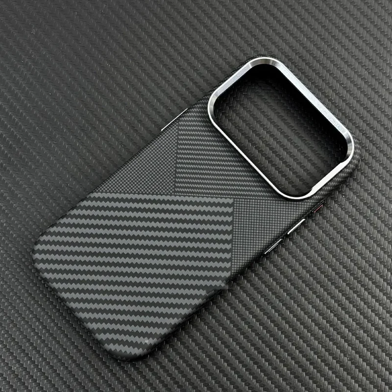 Carbon Fiber Texture Magnetic Armor Case For iphone 17 17Pro Max 16 Pro 15 14 13 Ultrathin Alloy Lens Wireless Charge Hard Cover