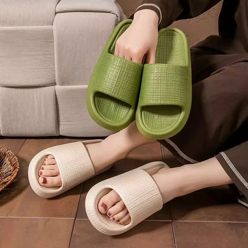 Thick-Soled Sandals for Women 2025 New Summer Home Indoor Bathing Non-Slip Simple Shit-Stepping Couple Slippers for Men