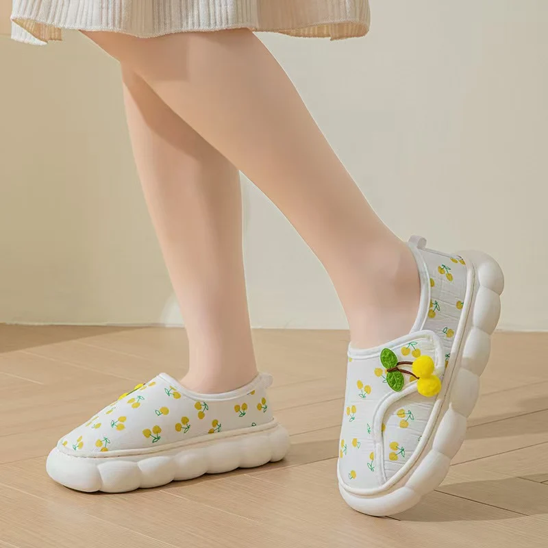 25 Maternity Postpartum Shoes for Summer, Comfortable Thin Style, Closed-Back Slippers for Postpartum Women, Non-Slip Thick-Soled Soft-Soled Cotton Shoes with Tassels