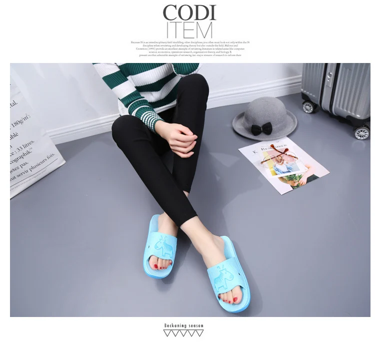 Summer Pvc Bathroom Slippers Home Cartoon Couple Slippers Indoor Cute Bath Non-Slip Sandals Women's Stall