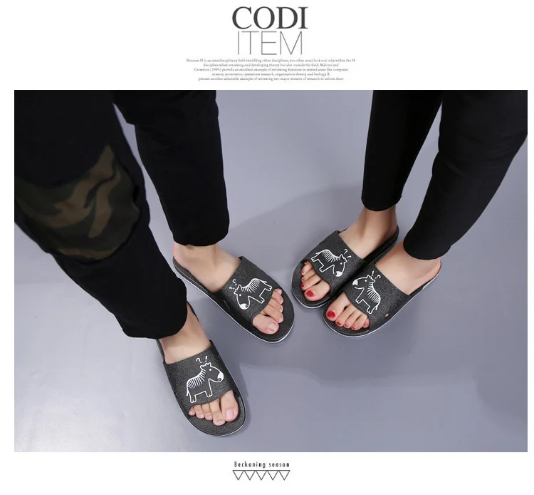 Summer Pvc Bathroom Slippers Home Cartoon Couple Slippers Indoor Cute Bath Non-Slip Sandals Women's Stall