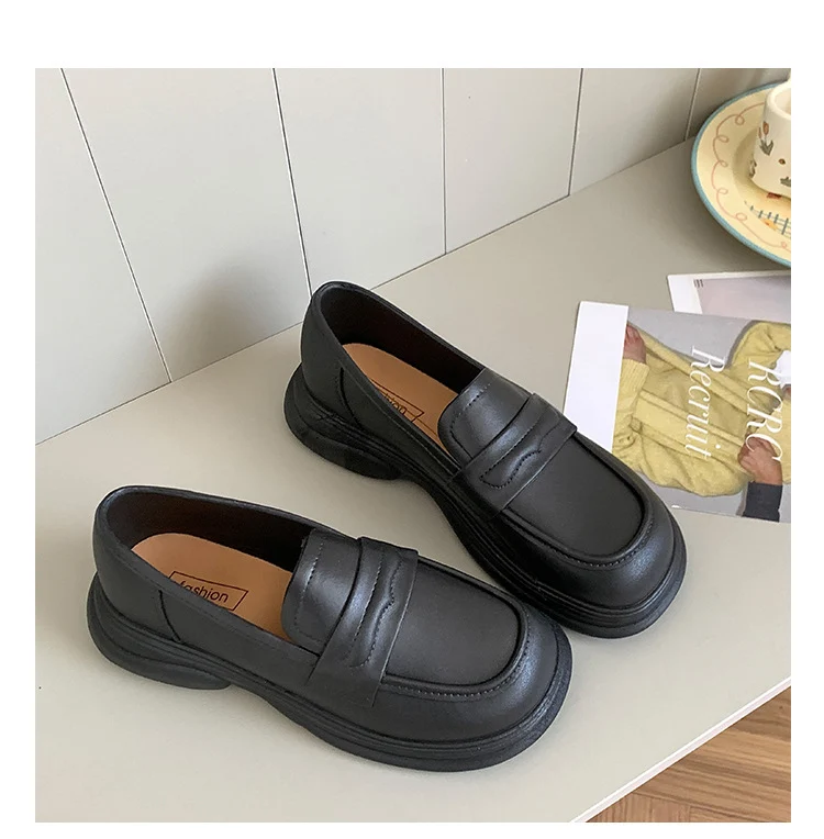 Thick-Soled Loafers British Style Slip-On White Shoes for Women 2025 New Versatile Toe-Toe Shoes Cross-Border Foreign Trade Women's Shoes