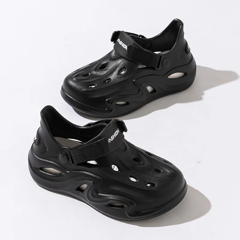 2025 Croc Shoes Men's Summer New Outerwear Non-Slip Soft Sole Baotou Men's Shoes Sports Coconut Sandals