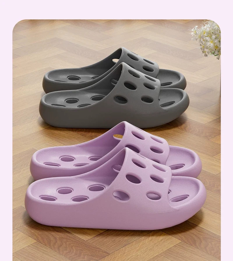 Bathroom Slippers Women's Bath Non-slip Summer 2025 New Leaky Hollow Quick-drying Indoor plus size Slippers for Men
