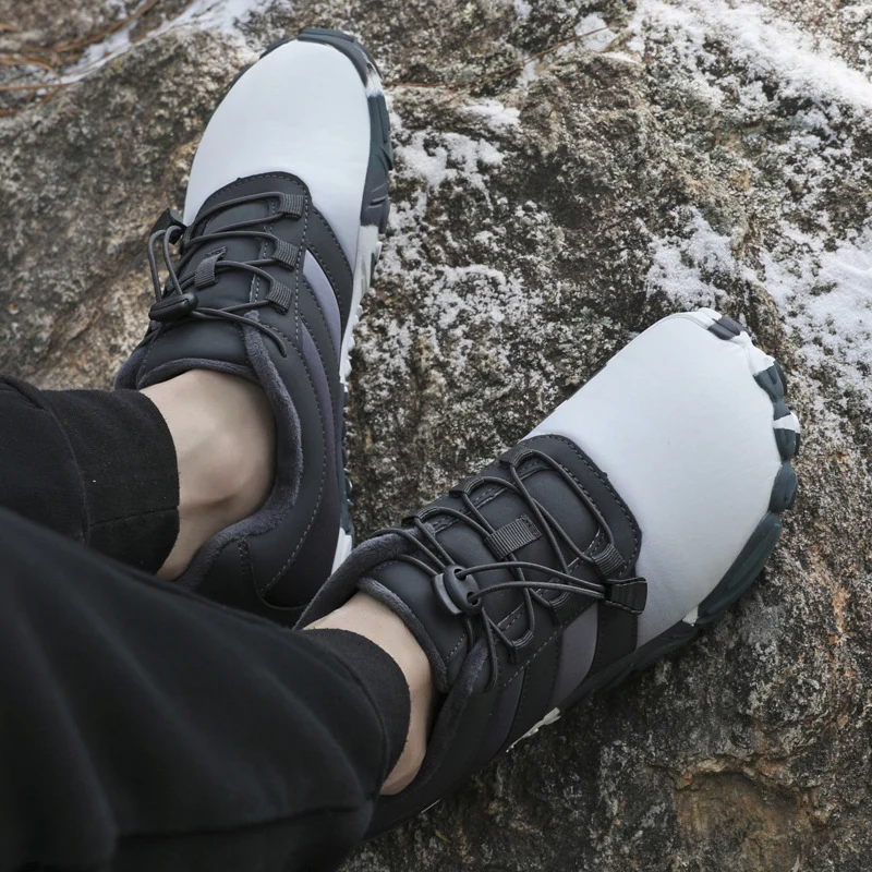 Outdoor Snow Boots, Home Cross-Border Winter New Style, Non-Slip Short Style, Fleece-Lined Warm Cotton Shoes, Thick-Soled Barefoot Five-Toe Shoes