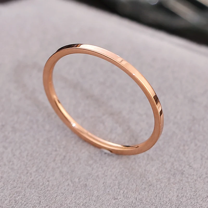 European and American Hot Titanium Steel Full Diamond Zircon Ring 18k Rose Gold Index Finger Couple Ring Ins Simple Trendy Jewelry for Women