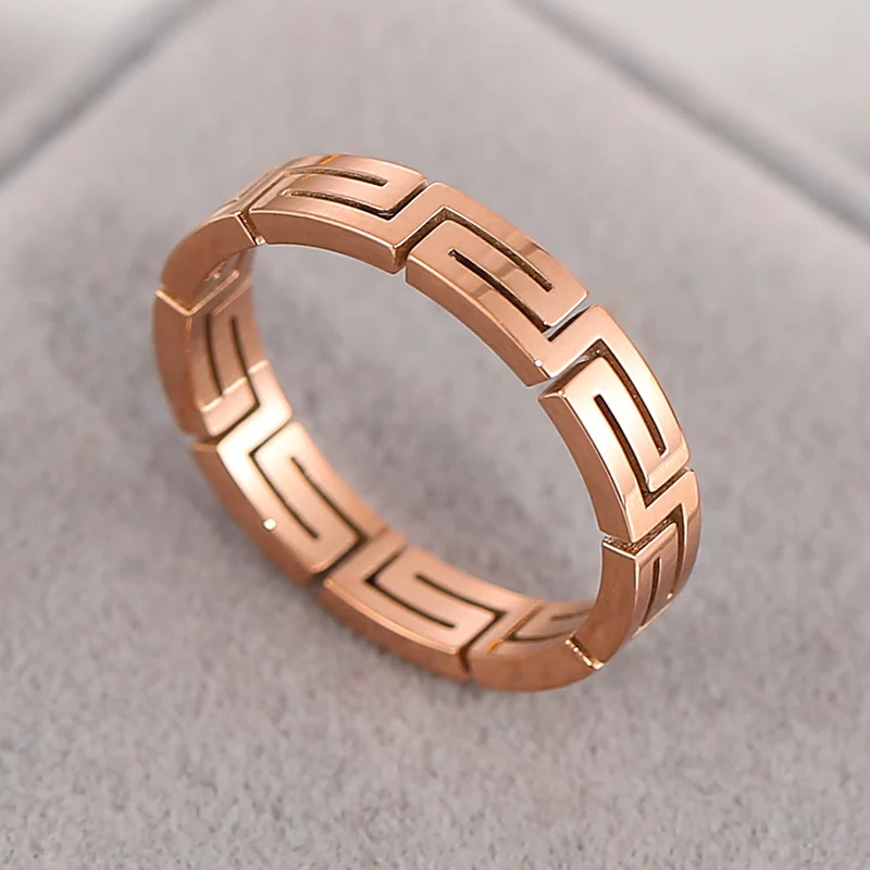 European and American Hot Titanium Steel Full Diamond Zircon Ring 18k Rose Gold Index Finger Couple Ring Ins Simple Trendy Jewelry for Women