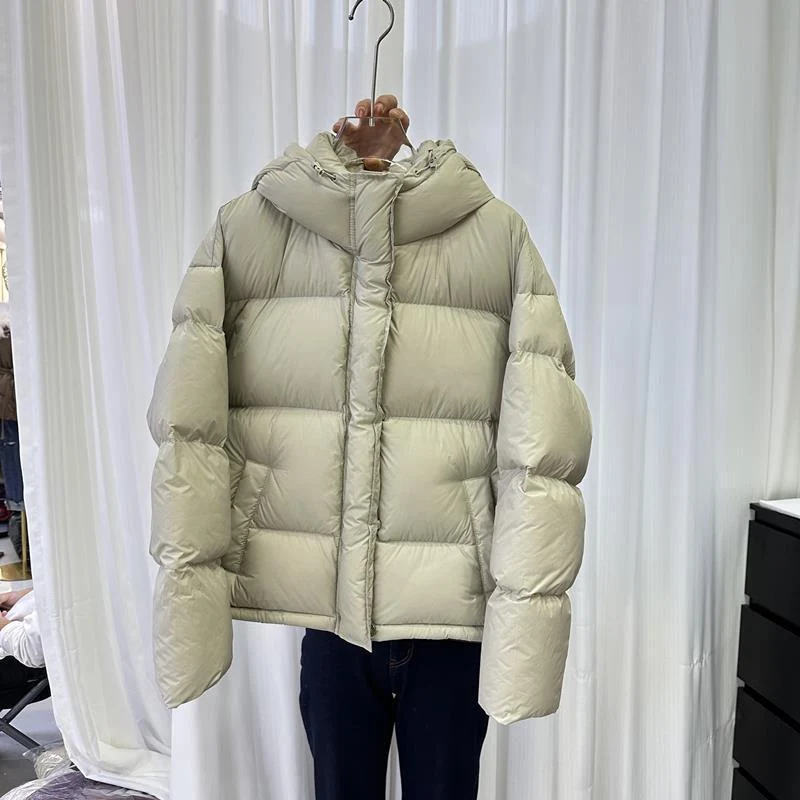 Short, Thick Cotton Jacket for Petite Women, 2026 Winter Trendy Fashion New Hooded Warm Puffer Jacket