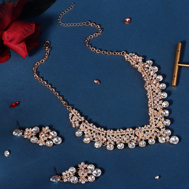 European and American Bride Jewelry Three-piece Suit High-class Dance Wedding Jewelry Alloy Diamond Crown Necklace Earrings suit