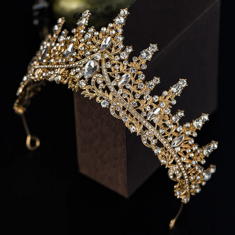 European and American Bride Jewelry Three-piece Suit High-class Dance Wedding Jewelry Alloy Diamond Crown Necklace Earrings suit