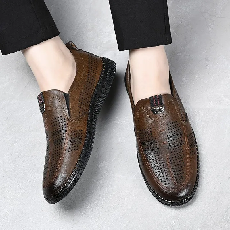 [Broken Size Processing] Leather Shoes Men's Genuine Leather Hole Shoes Dad Shoes Summer Soft Bottom Breathable Lazy Bean Shoes