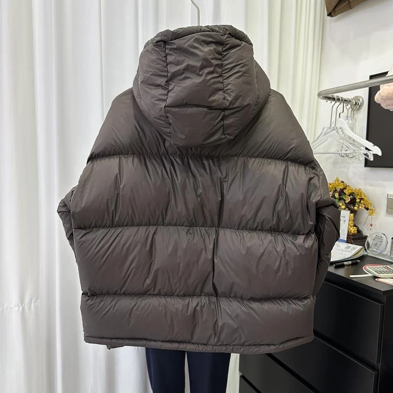 Short, Thick Cotton Jacket for Petite Women, 2026 Winter Trendy Fashion New Hooded Warm Puffer Jacket