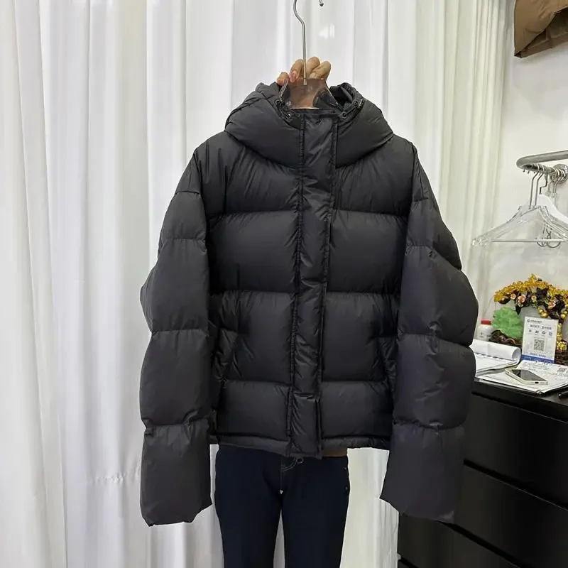 Short, Thick Cotton Jacket for Petite Women, 2026 Winter Trendy Fashion New Hooded Warm Puffer Jacket