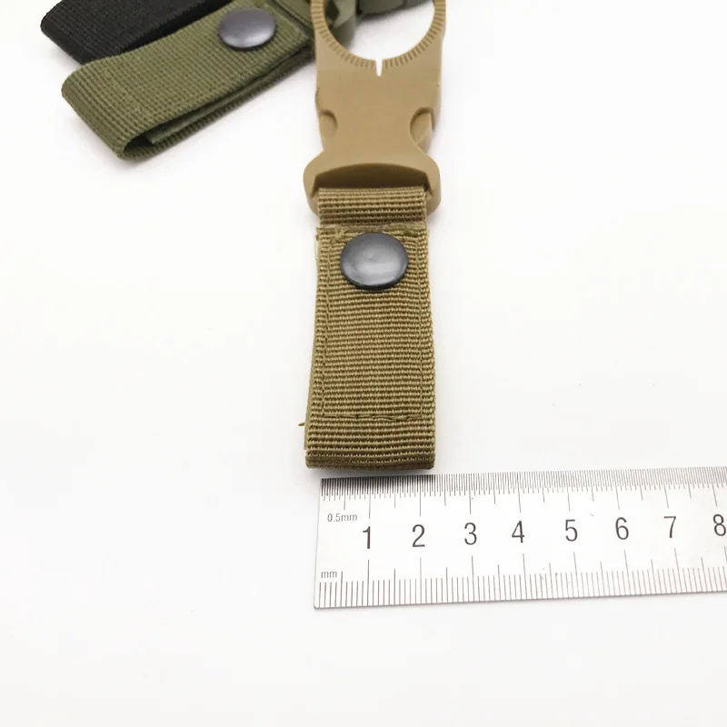 1/2/5pcs Hanging Bottle Buckle Clip Carabiner Portable Water Bottle Holder Clip Belt Backpack Hanger for Outdoor Camp Hiking