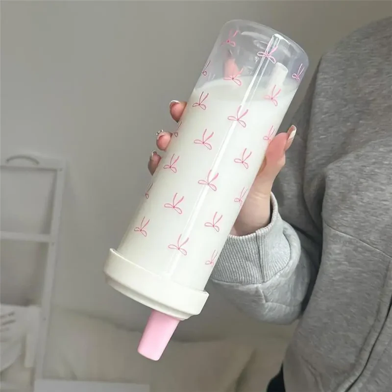 Cute Pink Bow Straw Water Bottle Fashionable Travel Safe Odorless Large-capacity Portable Water Bottle For Travel