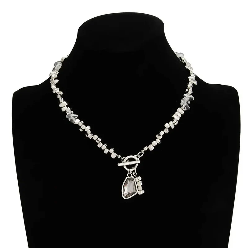 Salircon Irregular Beads Choker Necklace Women Fashion Elegant Black Acrylic Rhinestone Pendant Neck Wedding Party Jewelry Gifts