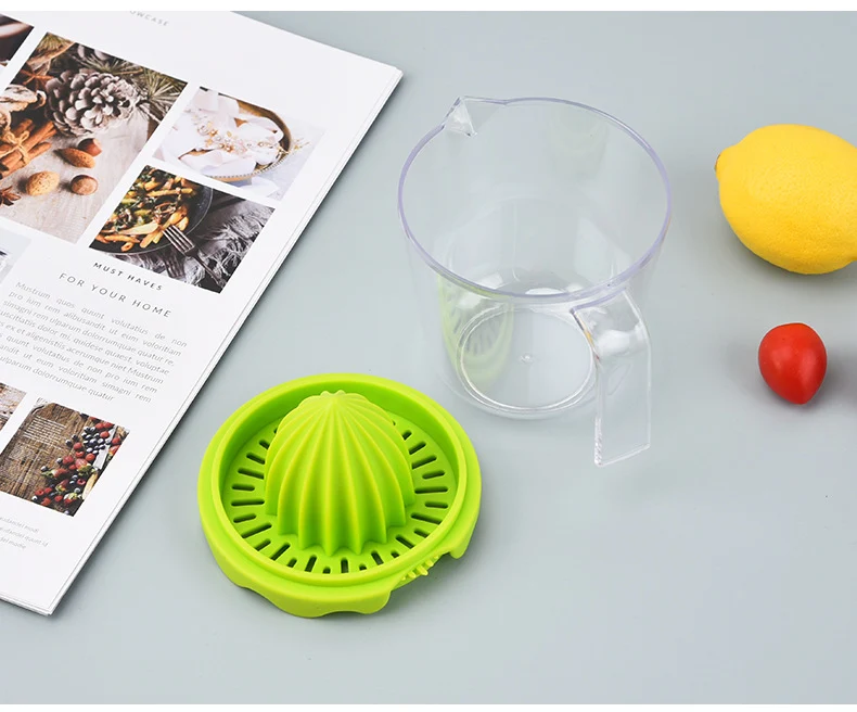 Multifunctional Lemon Manual Juicer with Measuring Cup Easy to Clean Orange Fruit Juicer Juicer Lemon Press