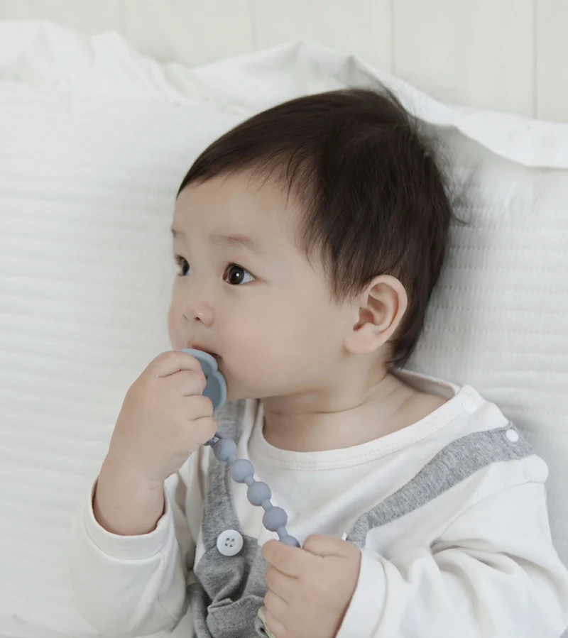 Ins Nordic Style New Plastic Clip Silicone Chain Baby Toy Grinding Stick Tooth Gum Silicone Chain Nipple Anti-losing Rope