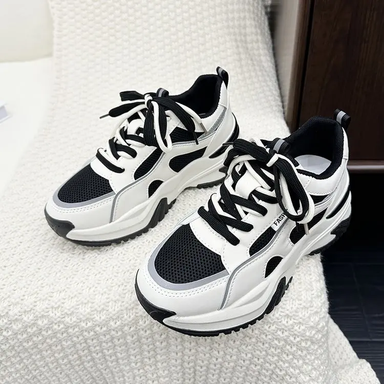 2025 Autumn Winter New Women's Casual Sports Sneakers Ins Tide Platform Light Soft Lace-Up Custom Logo Daddy Student