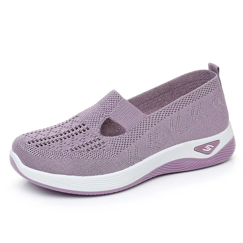 NY 2025 New lightweight summer breathable soft soled cloth shoes