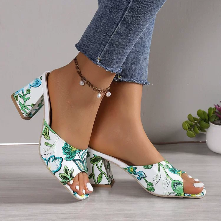 Big Size Thick Soled Sandals for Women's New Year High Heels Fish Mouth Women's Soft Leather Height Increasing Sponge Shoes