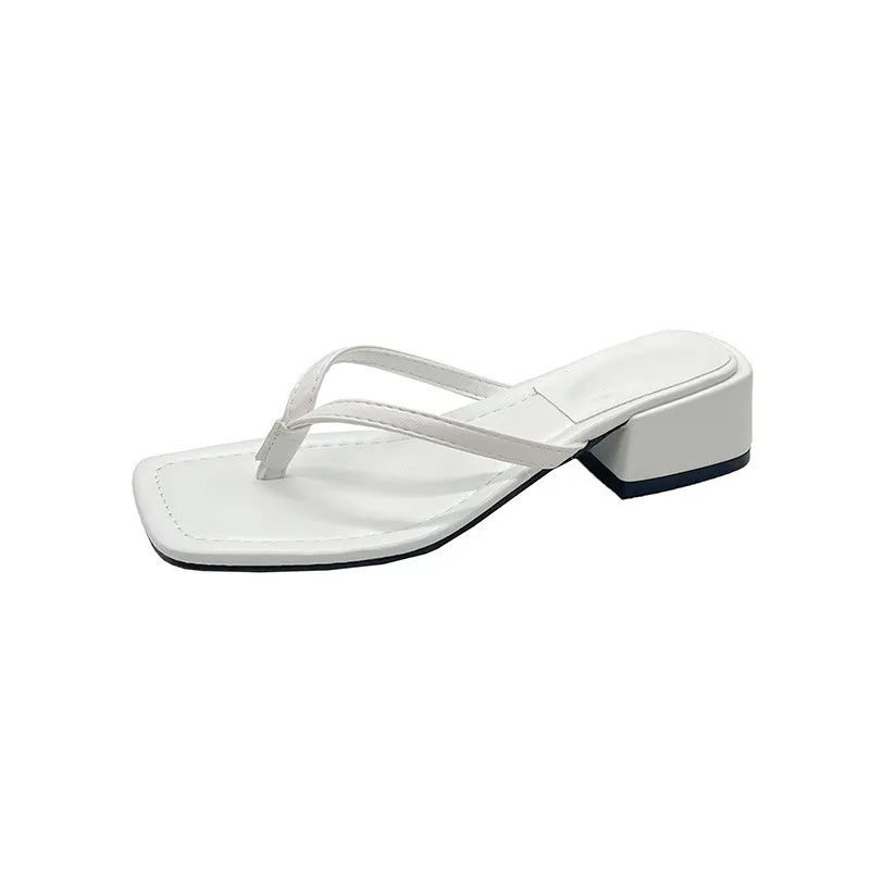 Summer New Rhinestone Chain Flip Flops for Women's Outdoor Wear, Beach Vacation Flat Sandals