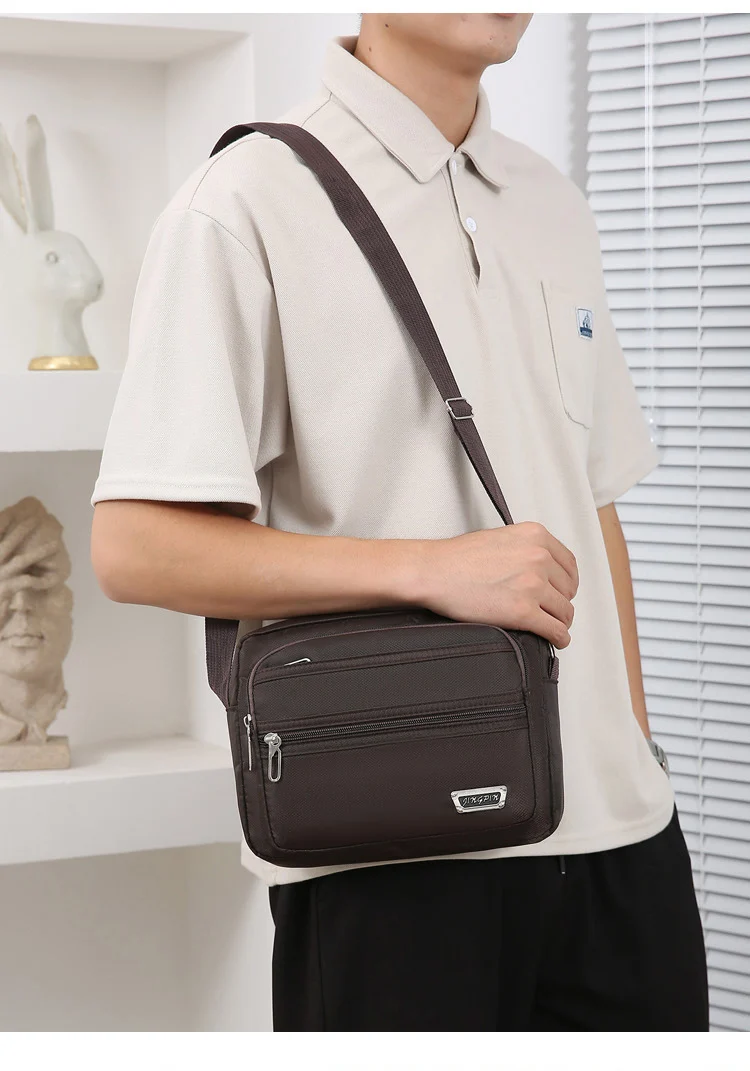 New Men's Coin Purse Casual Large Capacity Chest Bag Multi-layer Large Capacity Shoulder Bag Simple Solid Color Crossbody Bag