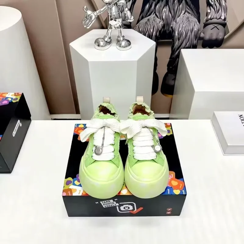2024 New Women's Fashion Casual Ladies Canvas Tennis Shoes Lace-Up Comfortable White Shoes for Lady