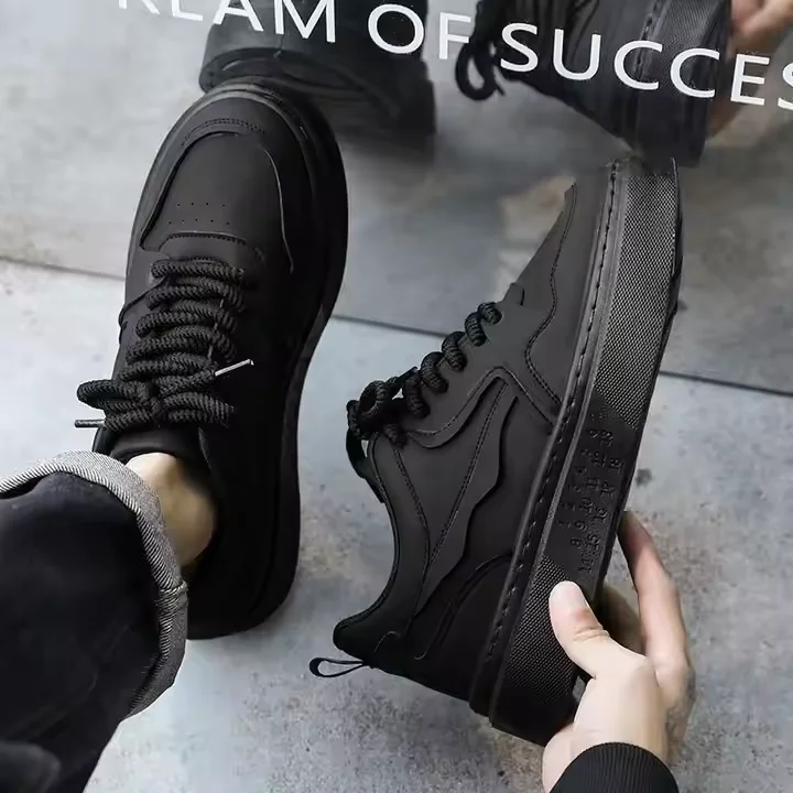 Men's Spring New Style Men's Versatile Sports and Leisure Thick Soled Anti slip Board Shoes Work Breathable Trendy Shoes
