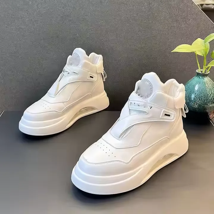 Spring New Breathable White Shoes Trend Versatile Thick Sole Sports Casual Board Shoes Timely Casual Shoes
