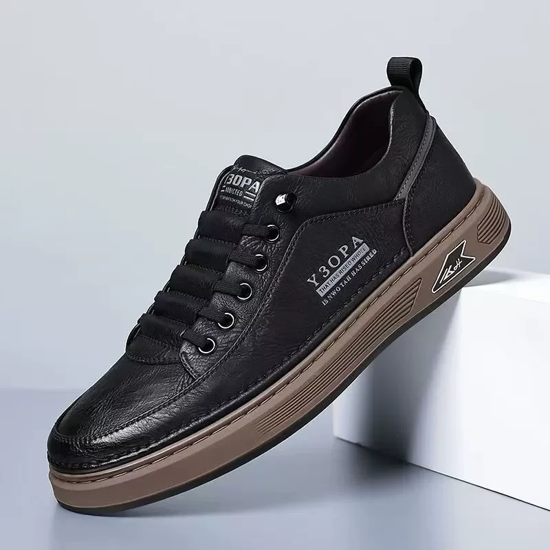 Spring Men's New Breathable White Shoes Men's Trendy Versatile Thick Soled Sports Shoes Casual Board Shoes