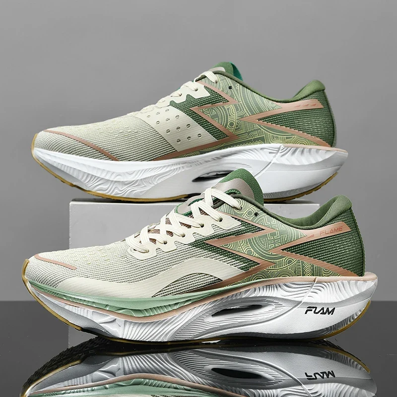 Latest Brand Logo Custom Carbon Fiber Flame Men Casual Sports Shoes Blank Mesh Breathable Women Fashion Running Walking Sneakers