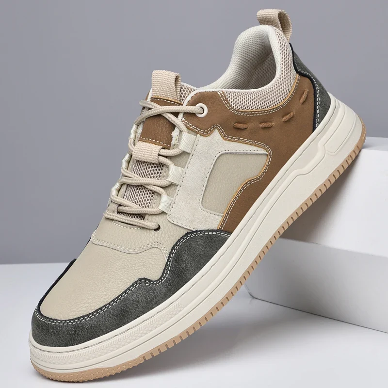 Men's Skateboarding Shoes Sneakers Skate Shoes Leather Sport Low-top Lace up Flats Retro Casual Leisure Spring Autumn Fashion