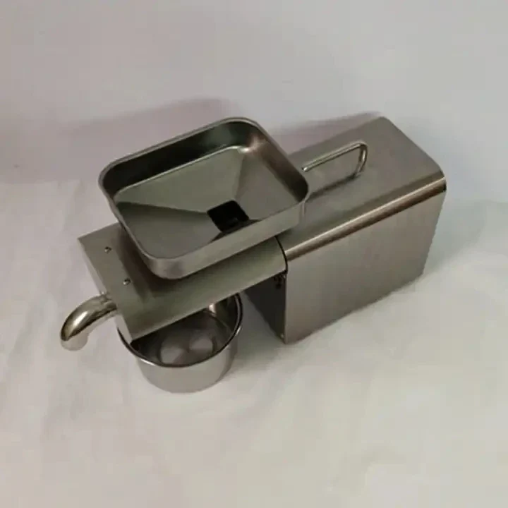 Hot Selling Apricot Kernel 1 Gallon Cold Coconut Auto 6yl95 Press Machine Oil Mill for Sale