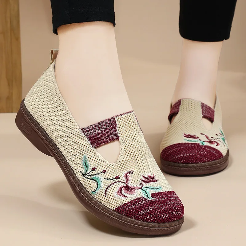 Comfortable Women Casual Embroidered Linen Shoes Vintage Cozy Breathable Lily Fisherman Shoes Sandals