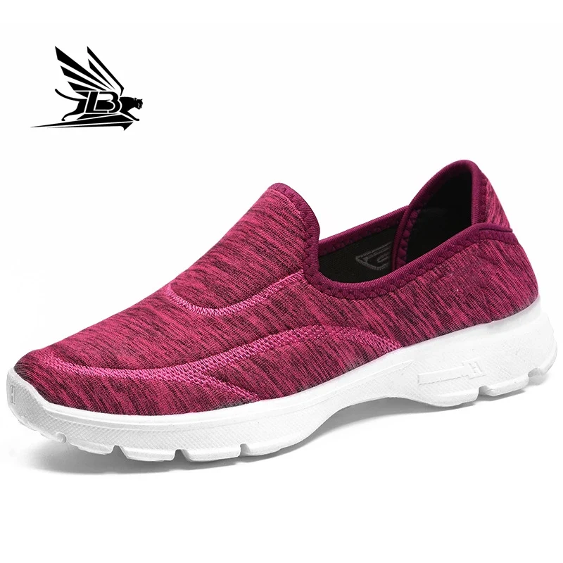 Old Beijing Cloth Shoes Wholesale Mother's Footwear Non-slip Soft Bottom Cheap Walking Casual Shoes Women
