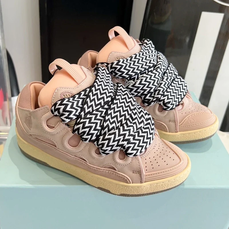 Men's Top Quality Retro Board Shoes Designer LANV Thick Tongue Colorful Matching Casual Leather Bread Sneakers