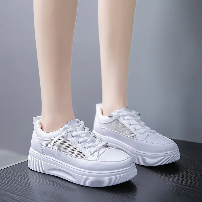 New WomanRunning Sports Shoes Spring Student White Board Sneakers All-match Casual Shoes Fashion Breathable Shoes