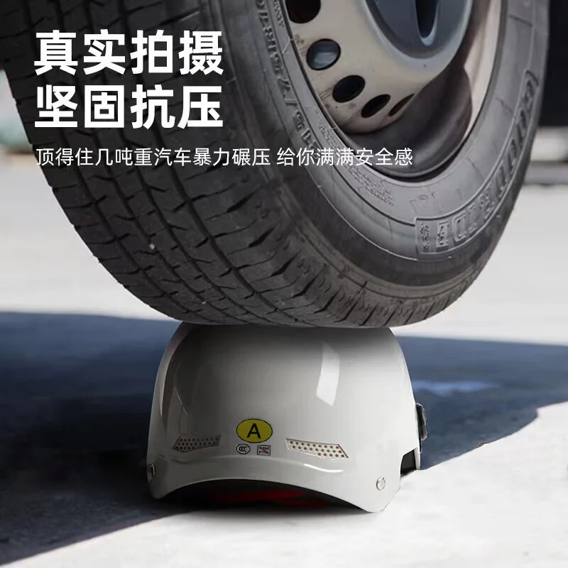 EleCtriC VehiCle Helmet for Men and Women in Summer Sun ProteCtion EleCtriC VehiCle Helmet 3C Certified Lightweight Half Helmet ManufaCturer Spot DireCt Supply