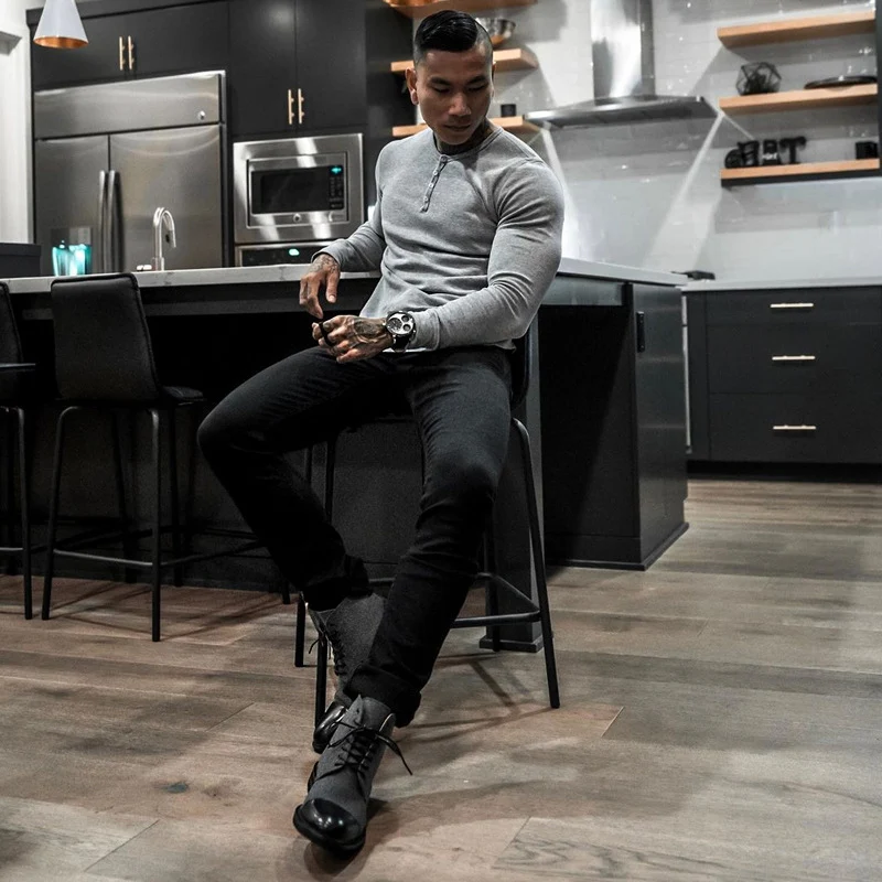 Muscle Fitness Men's Spring and Autumn Sports Leisure Running Breathable Sweat Absorbing Stretch Long Sleeve Button V Henry T-Shirt