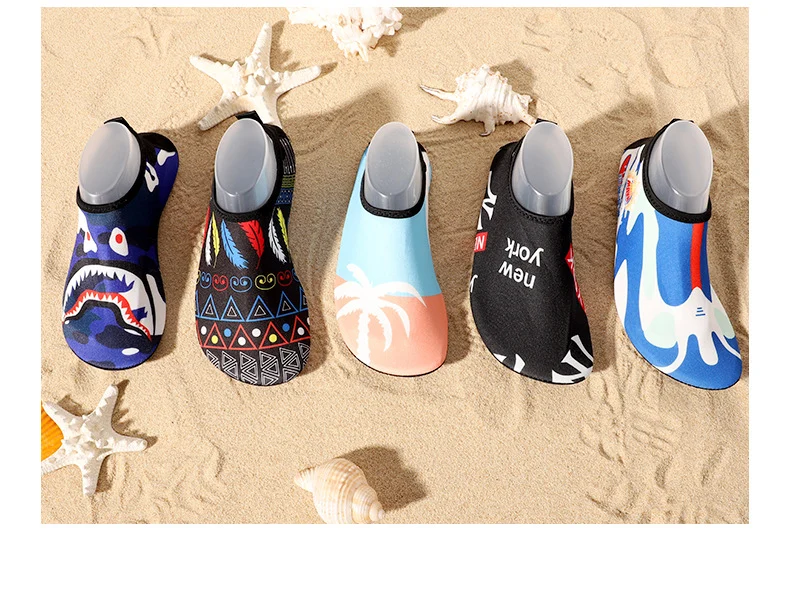 Cross-border new beach shoes quick-drying non-slip soft bottom outdoor wading shoes indoor fitness floor socks yoga shoes