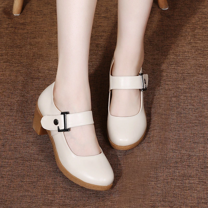 Factory direct sales dance shoes wholesale round head modern square dance shoes ladies mother shoes cross-border products 2025