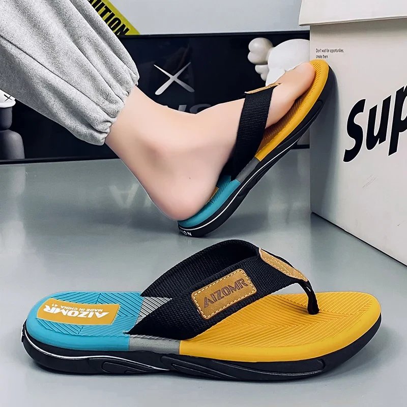 Men's Slippers, Summer Outer Wear Flip-Flops, Men's Non-Slip Flip-Flops, Deodorant Beach Sandals, Men's Style