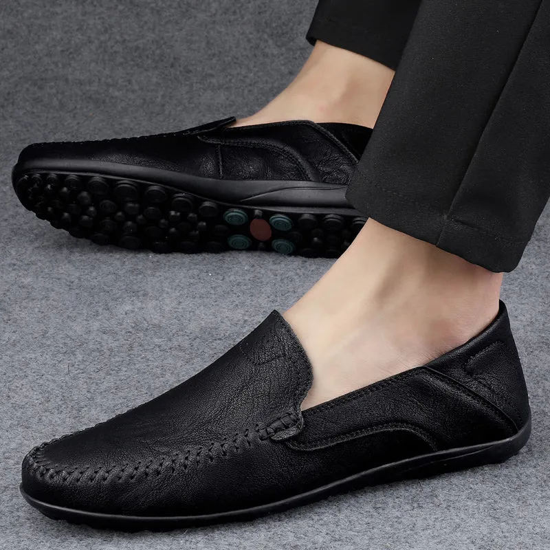 Fashion Men Casual Leather Shoes Luxury Italian Soft Men Loafers Handmade Moccasins Men Breathable Slip on Boat Shoes Plus Size
