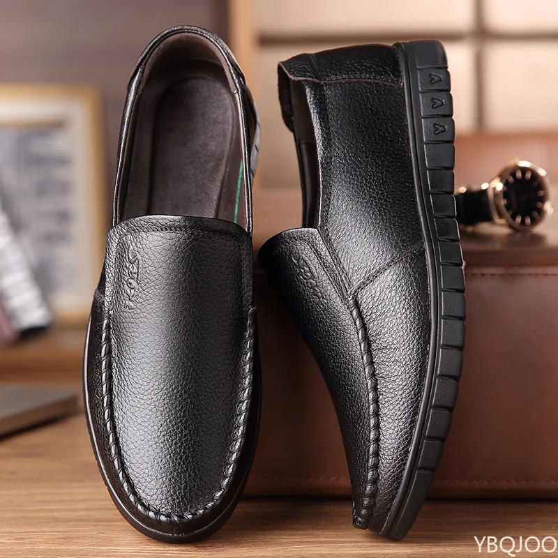 Men Loafers Fashion Slip on Soft Flats Genuine Leather Simple Moccasin Comfy Handmade Man Driving Footwear Non-Slip Boat Shoes