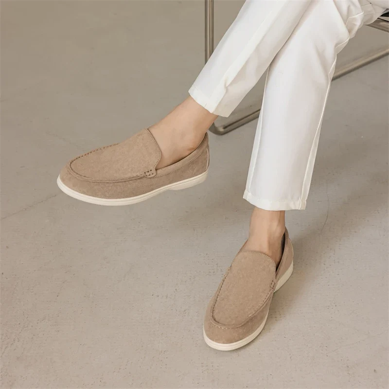 2025 Men's multi-color loafers A pedal leisure business shoes Doug shoes